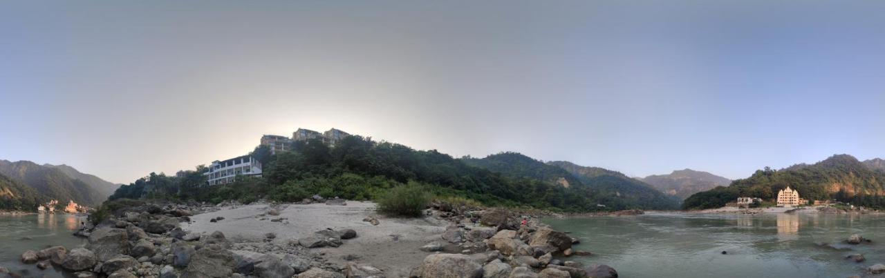 H7 Stay On The Ganges, Yoga & Spa Resort, Rishikesh Ngoại thất bức ảnh